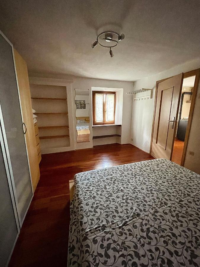 Maison Merlot Appartement Aosta Buitenkant foto