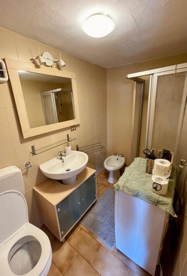 Maison Merlot Appartement Aosta Buitenkant foto